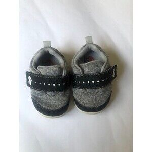 See kai run baby shoes sz 4